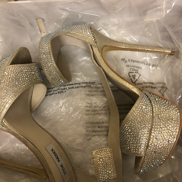 Steve Madden sequin platform sandals - Picture 7 of 8